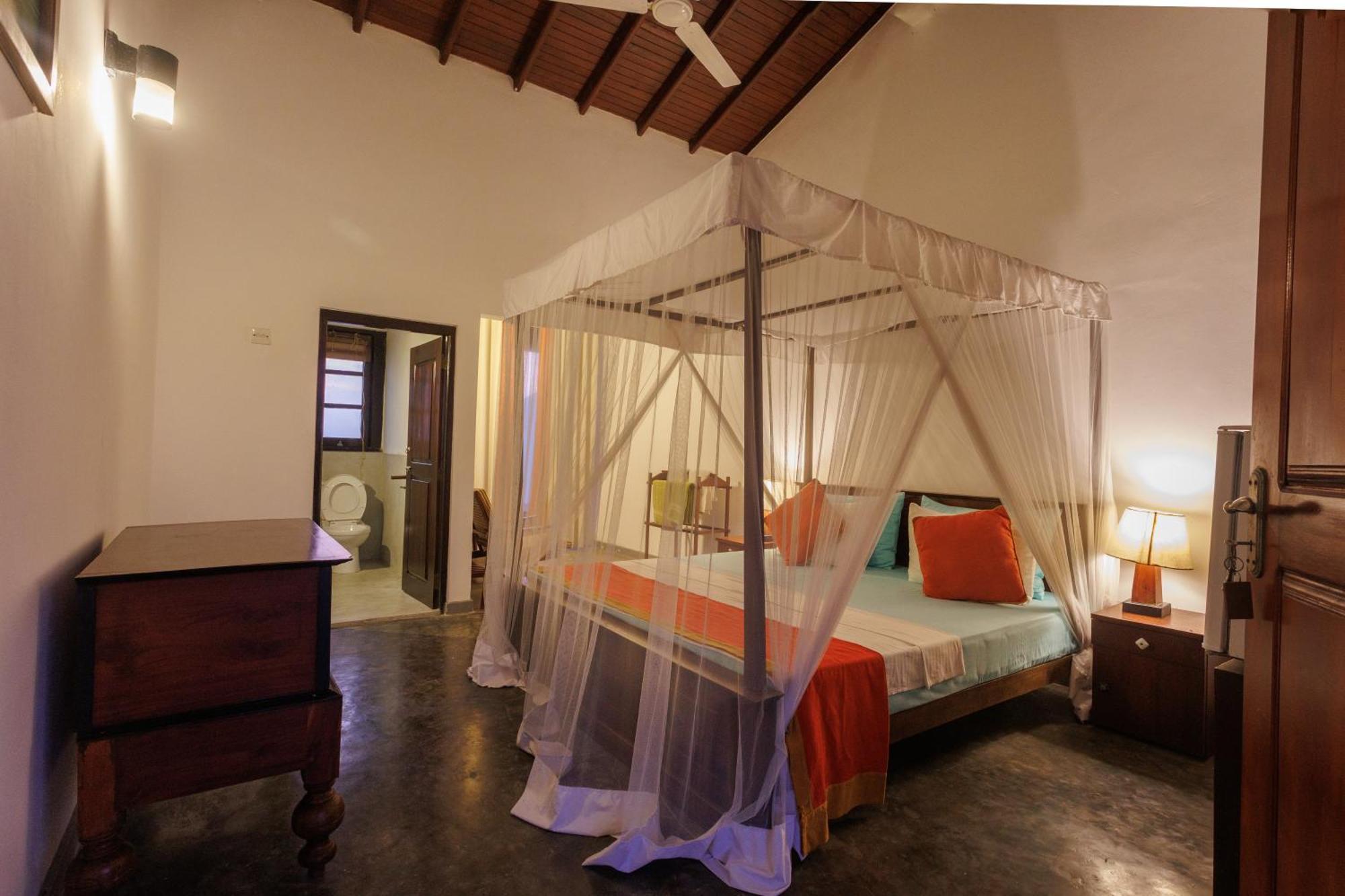 Hotel Zeilan Sunset Point Unawatuna Exterior foto